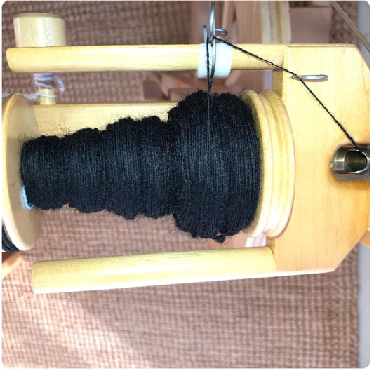 Kondoos Colored Natural Wool roving, 1 lb. Best Wool for Needle Felting, Wet Felting, handcrafts and Spinning. (Total Black, 1 lb)