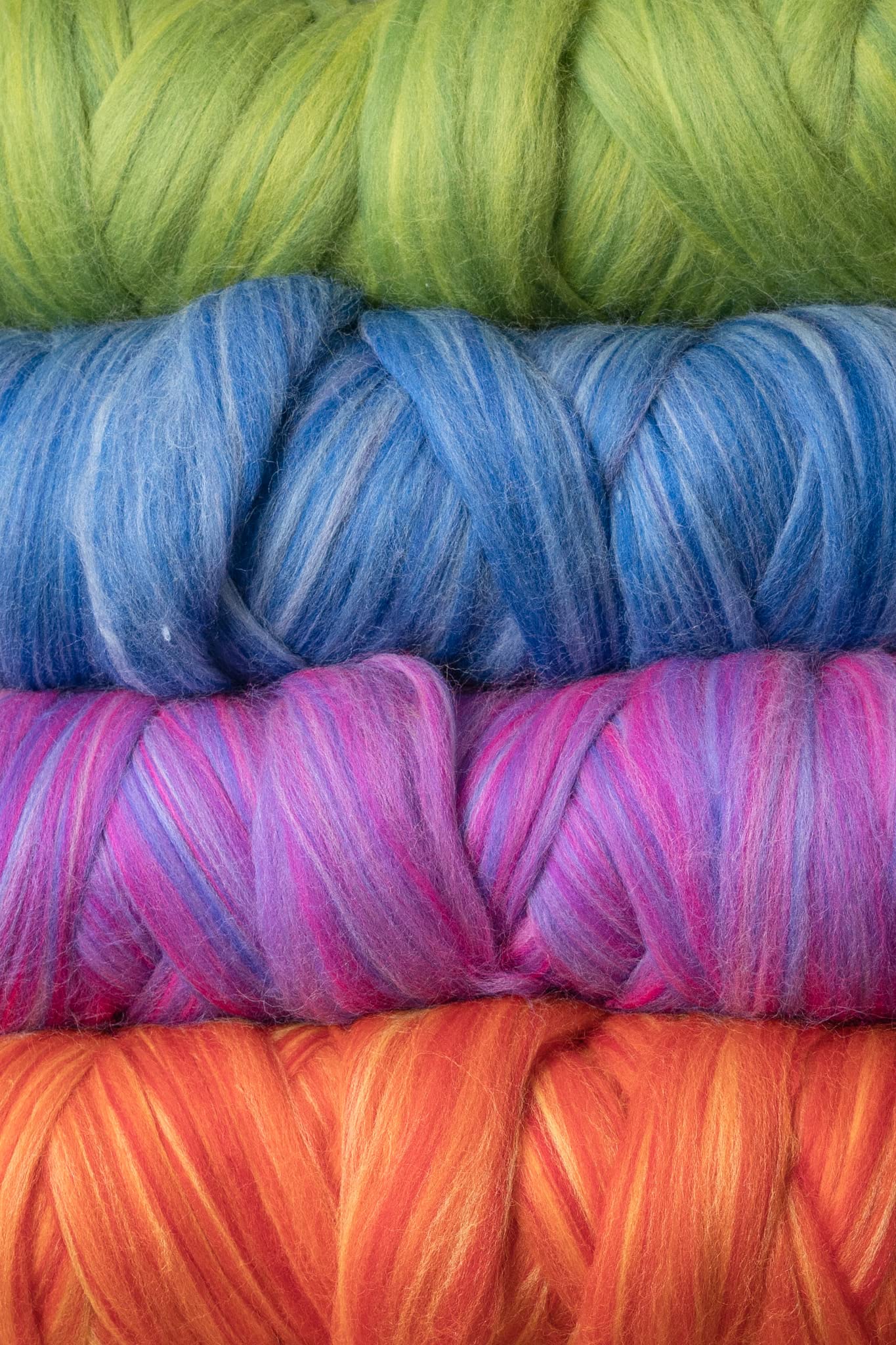 Kondoos Multi Colored Natural Wool roving 1 lb. Best Wool for Needle Felting, Wet Felting, handcrafts and Spinning. (Ocean 1 lb)