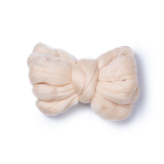 2 oz Natural Wool Roving: Nude Pink Fiber for Felting, Handcrafts & Spinning (Nude Pink, 2 oz)